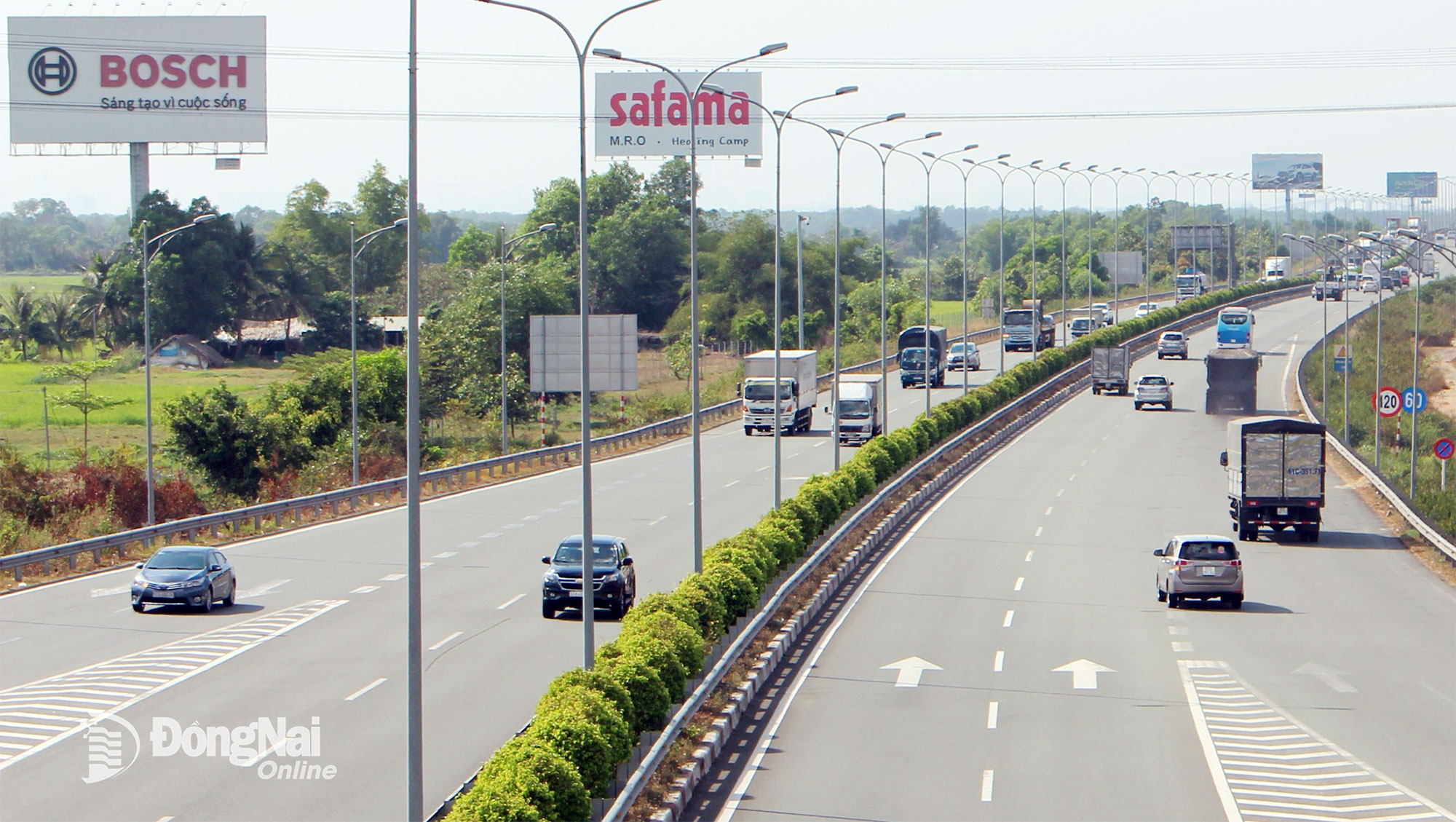 Cảng hàng không quốc tế Long Thành tại vùng động lực số 1 của tỉnh Đồng Nai dự kiến hoàn thành cuối năm nay và khai thác thương mại trong năm 2026