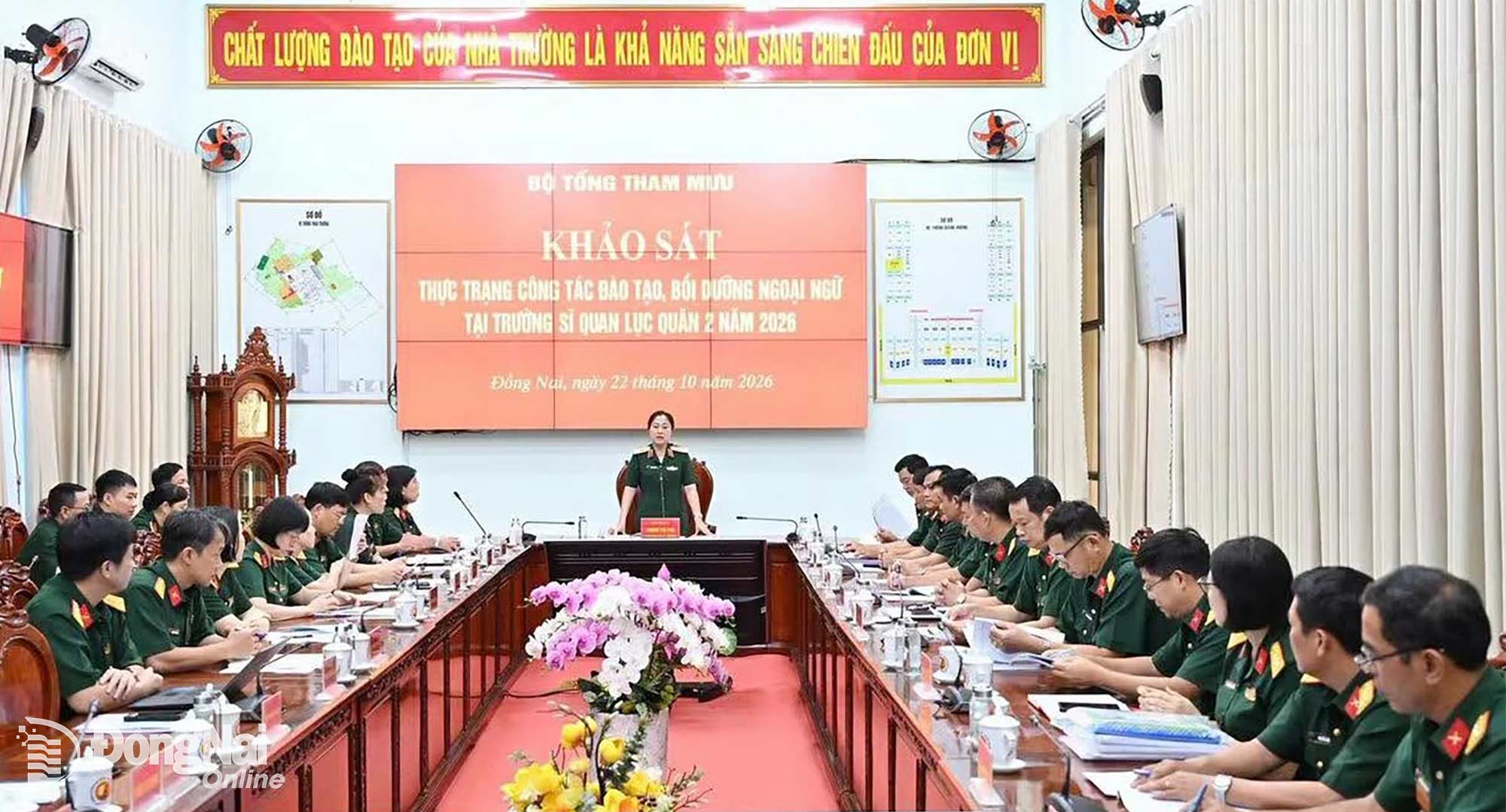 Thiếu tướng, TS Phùng Thị Phú, Phó Cục trưởng Cục Quân huấn - nhà trường, Bộ Tổng Tham mưu Quân đội nhân dân Việt Nam chủ trì khảo sát. Ảnh: ĐVCC