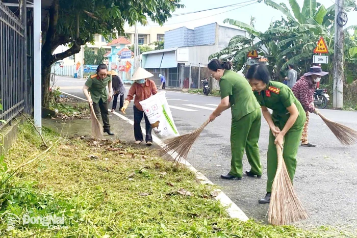 Gần dân để cùng giữ bình yên địa bàn