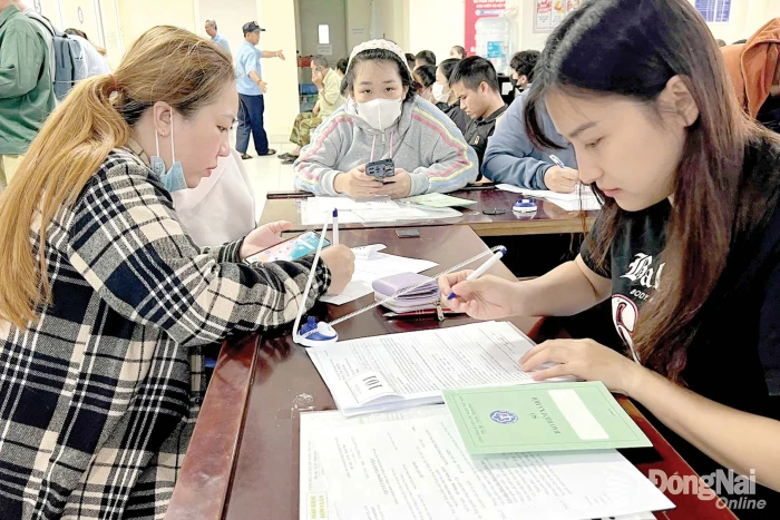 Lưu ý khi đóng bảo hiểm xã hội tự nguyện, bảo hiểm y tế