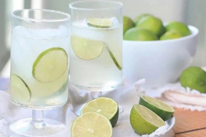 Cảnh báo trào lưu uống chanh muối hạt khi bụng đói
