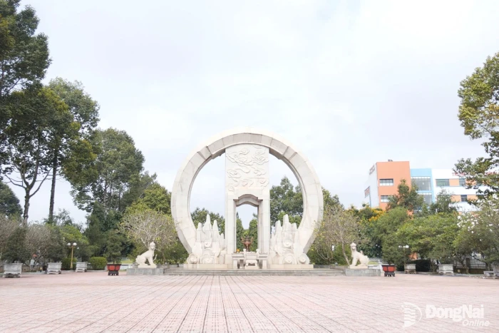 Những chứng tích không phai
