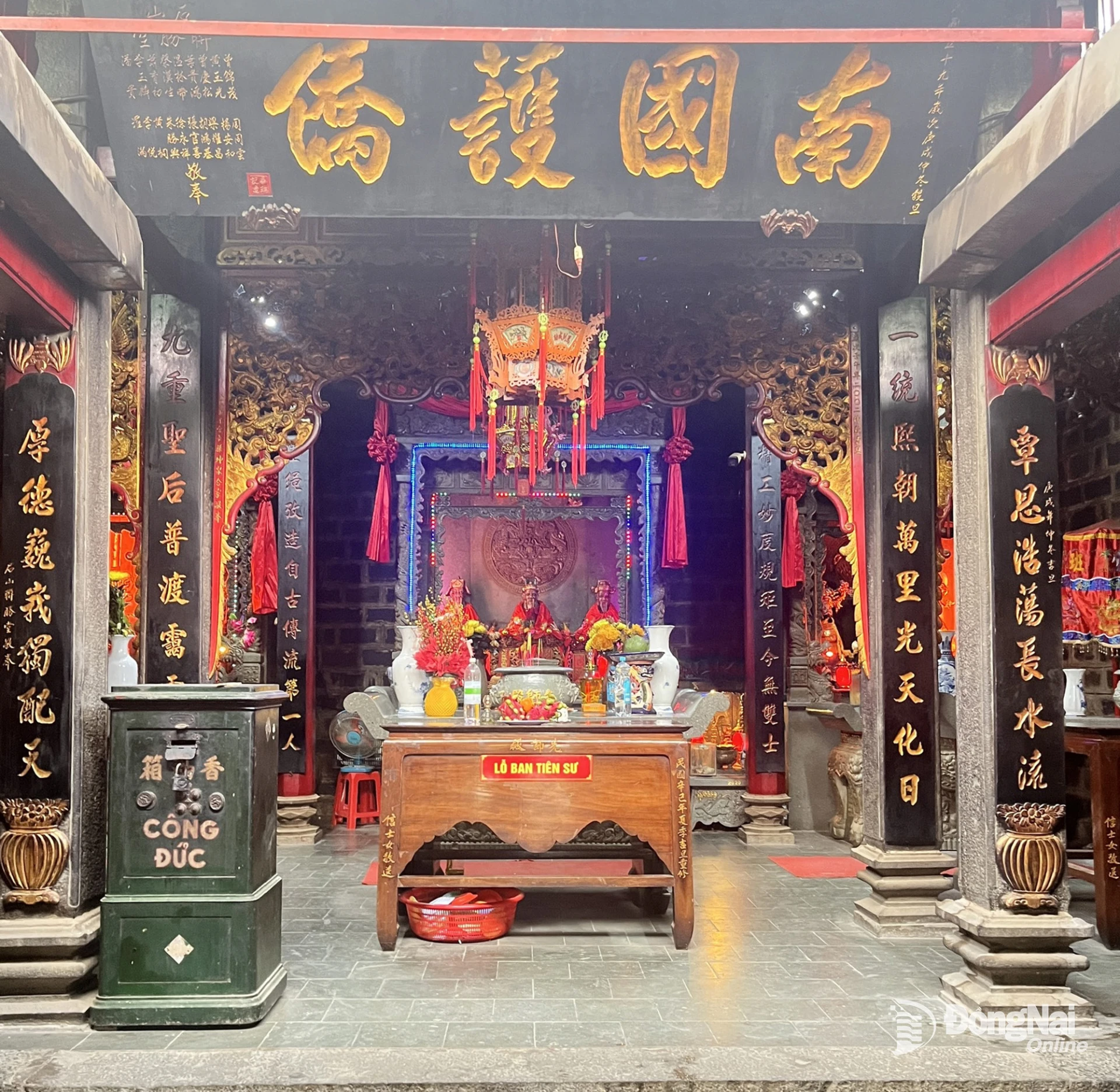 Trong hành trình mở cõi về phương Nam, tiền nhân rất quan tâm đến giữ gìn truyền thống văn hóa. Trong ảnh: Thiên Hậu cổ miếu - một trong những thiết chế văn hóa quan trọng của tiền nhân ở vùng đất Trấn Biên - Đồng Nai.


