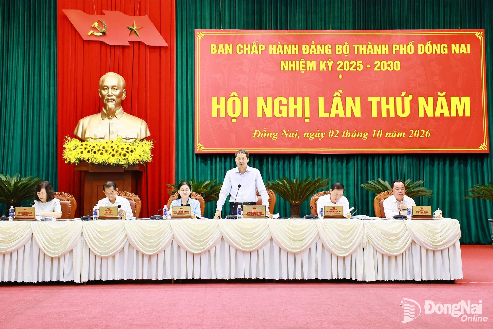 Dong Nai makes all-out efforts to fulfil 2026 tasks, evaluating officials based on actual results