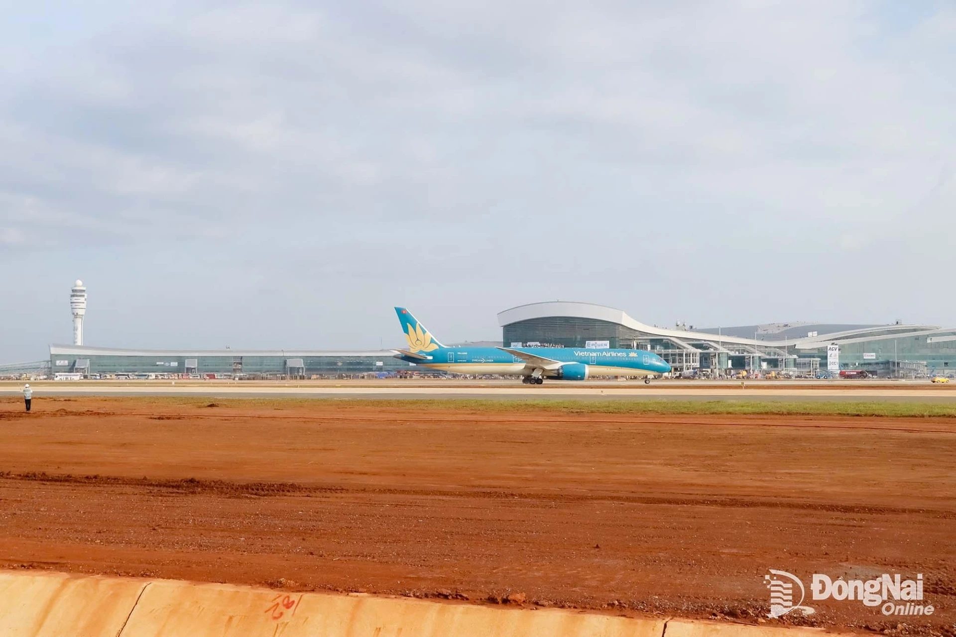Cảng hàng không quốc tế (sân bay) Long Thành dự kiến chính thức đi vào vận hành vào tháng 12 tới. Ảnh: Công Nghĩa