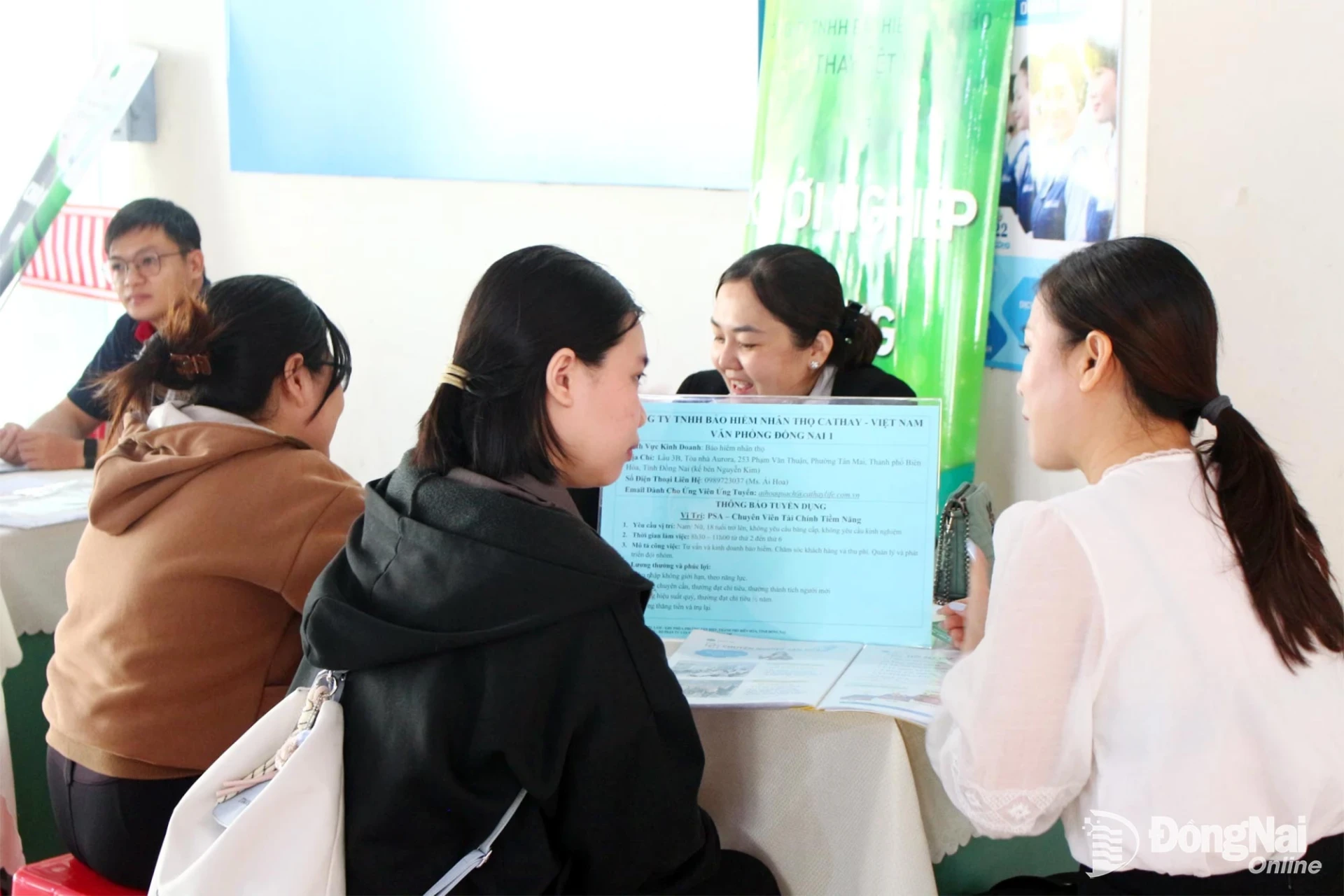 Twenty Dong Nai enterprises seek nearly 5,000 workers