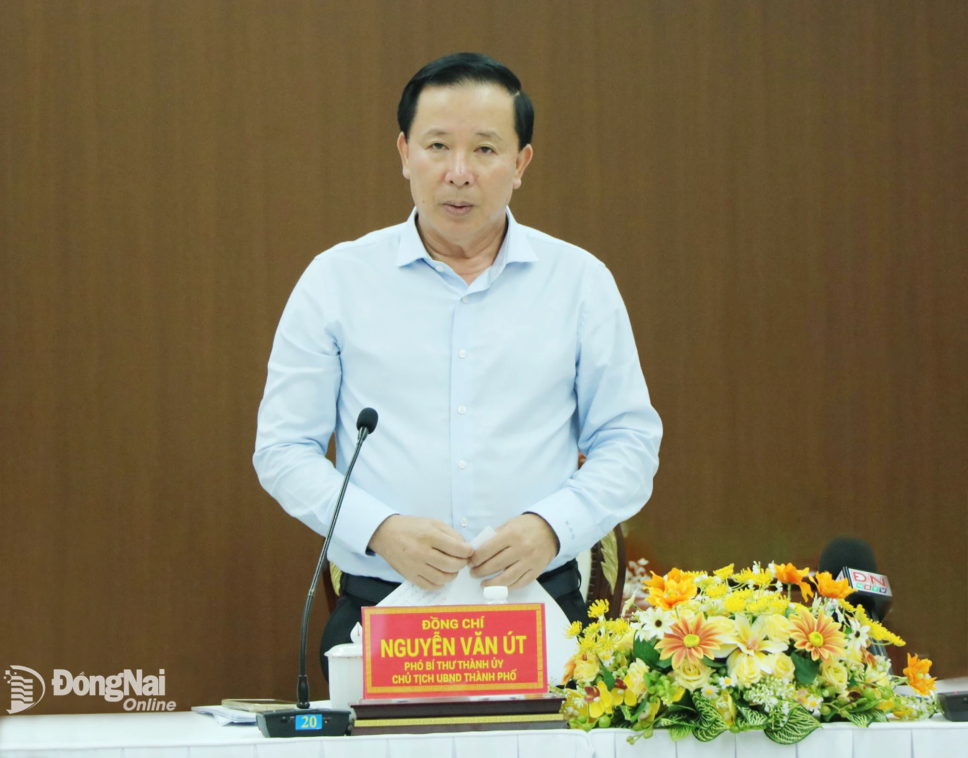 Nguyen Van Ut, Deputy Secretary of the CPC and Chairman of the Dong Nai People’s Committee, speaks at the conference. Photo: Vuong The

