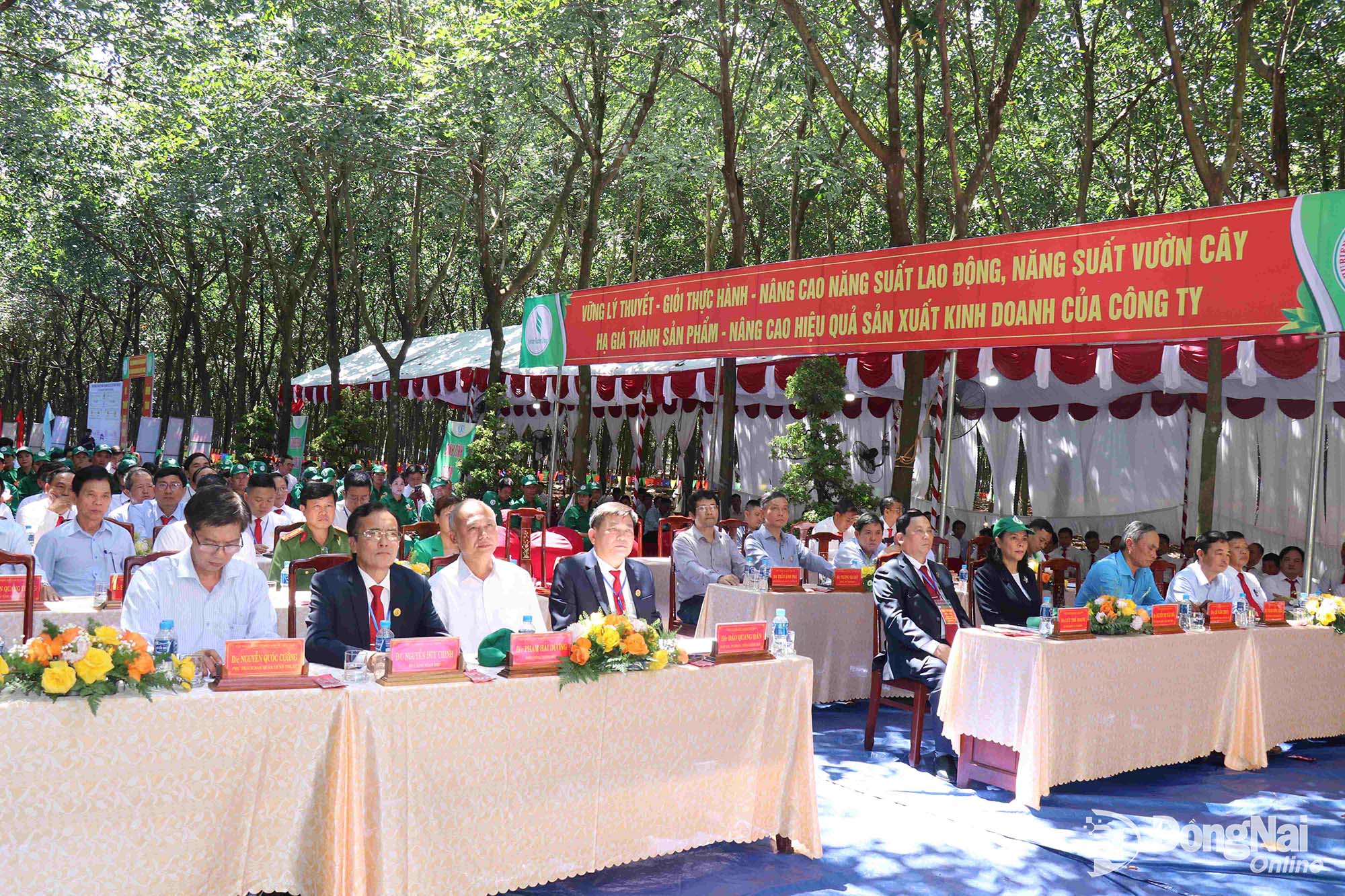 Delegates attend the contest. Photo: Ngoc Huyen

