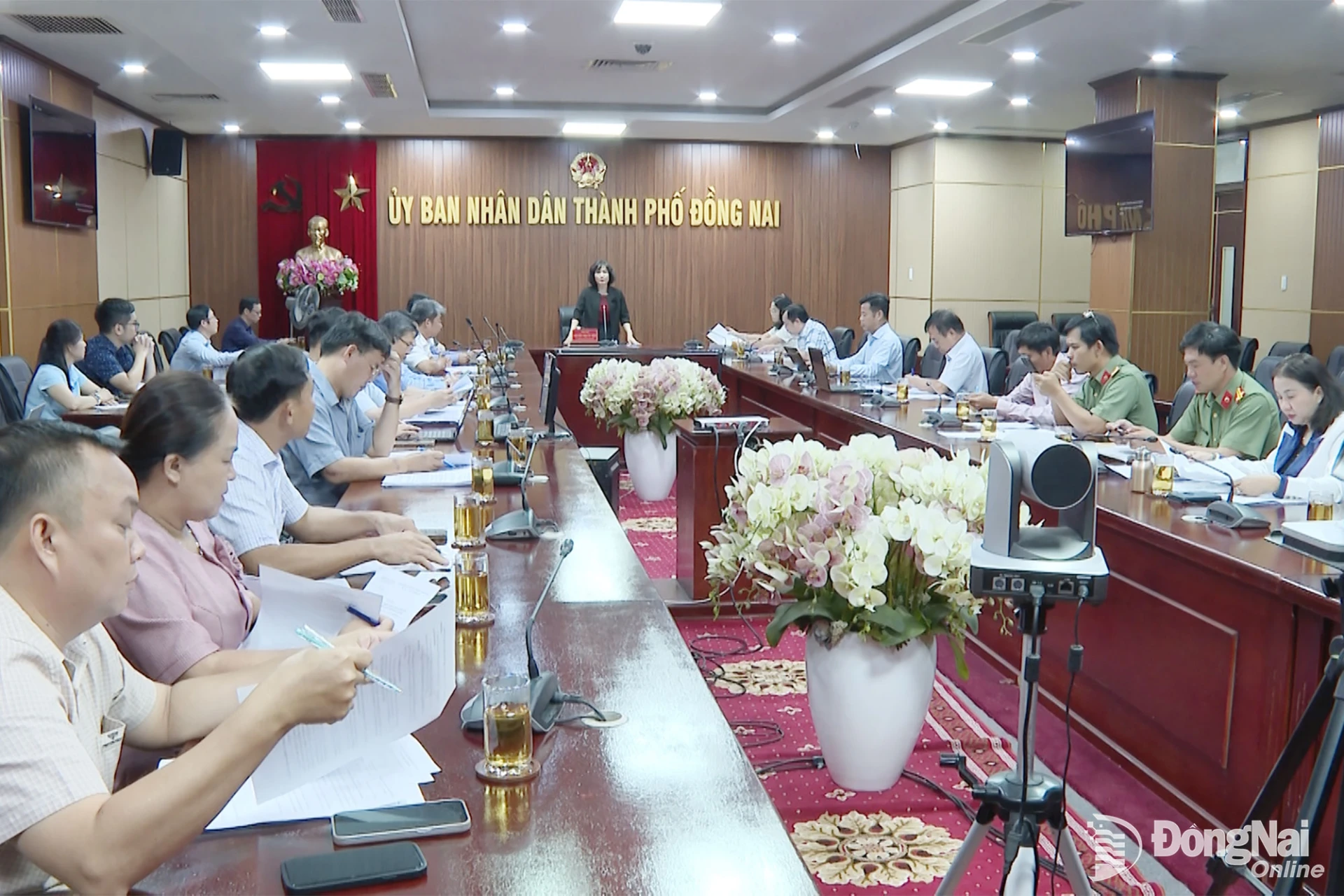 An overview of the meeting. Photo: Van Doan

