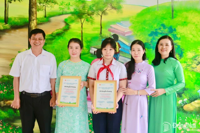 Cô học trò ở xã Bình Minh và câu chuyện về không khí đạt giải thưởng quốc gia