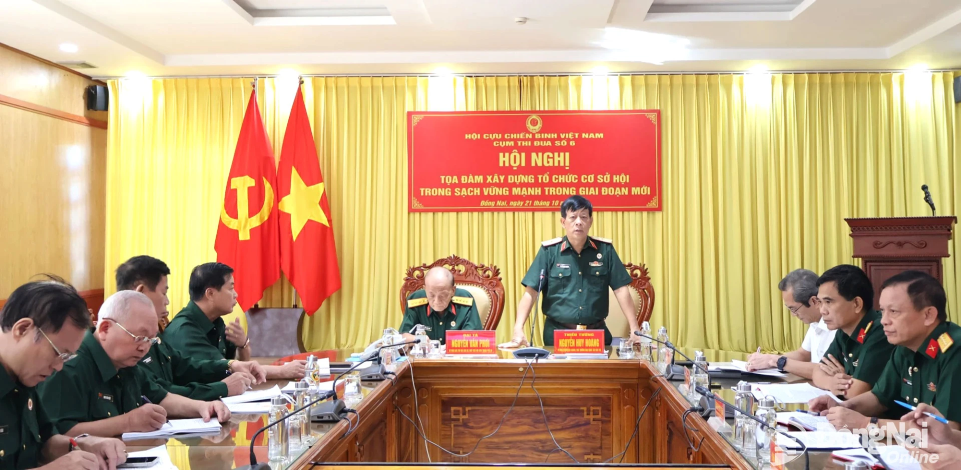 Thiếu tướng Nguyễn Huy Hoàng, Ủy viên Ban Thường vụ Trung ương Hội Cựu chiến binh Việt Nam, Phó Trưởng ban Công tác Cựu chiến binh, trưởng đoàn công tác phát biểu khai mạc hội nghị. Ảnh: Nguyệt Hà