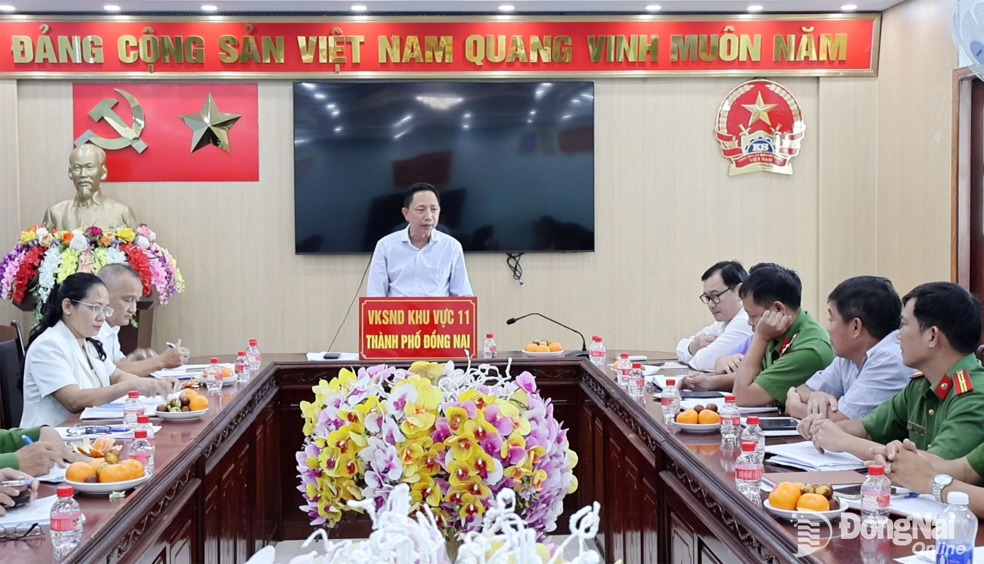 Phó Giám đốc Sở Tư pháp thành phố Đồng Nai Nguyễn Trọng Trí chủ trì hội nghị. Ảnh: Viết Cường

