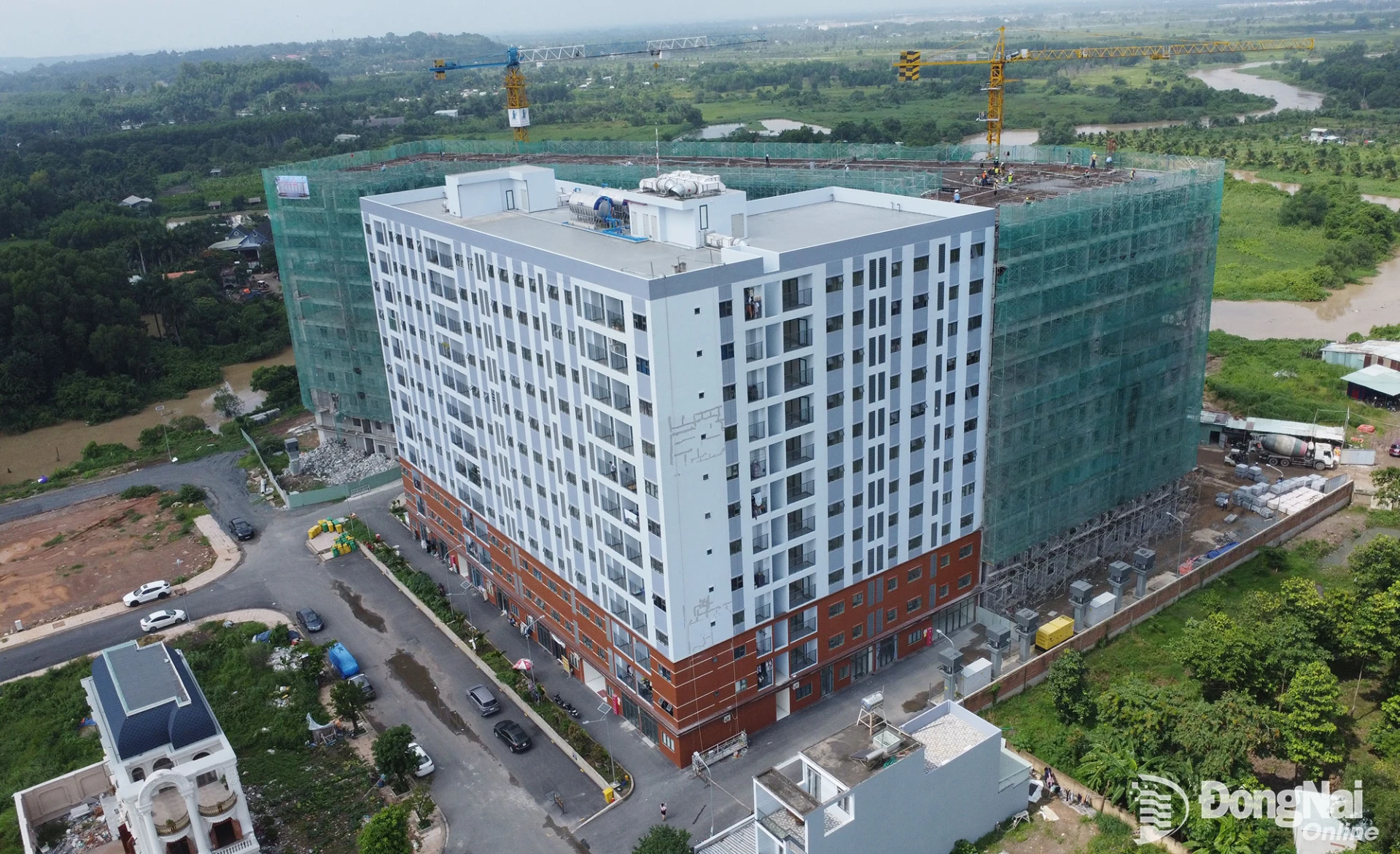 A social housing project nears completion in Phuoc Tan Ward. Photo: Hoang Loc

