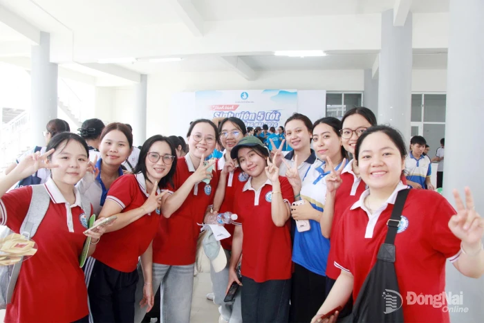 600 hội viên, sinh viên tham gia Hành trình sinh viên 5 tốt
