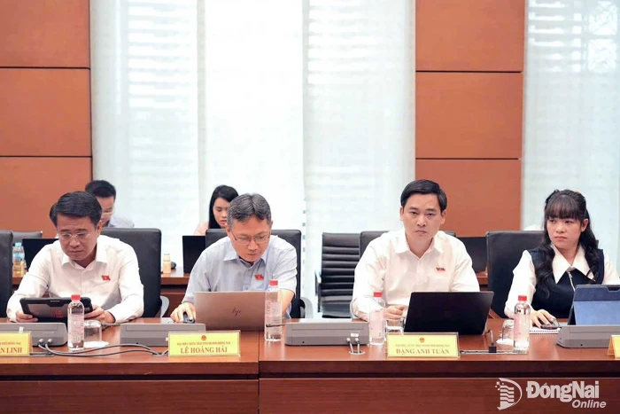 Kỳ họp thứ 2, Quốc hội khóa XVI: Cắt giảm thủ tục nhưng cần kiểm soát chặt chẽ, bảo đảm an toàn