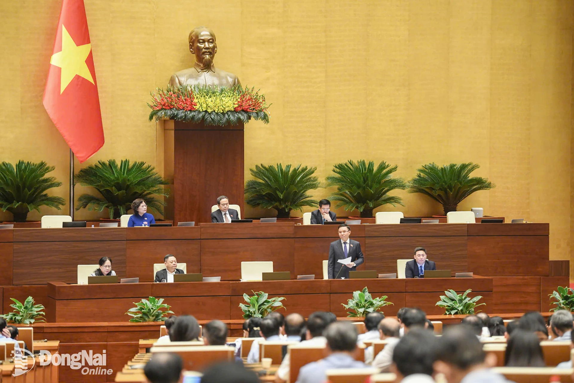 Quang cảnh phiên họp. Ảnh: CTV