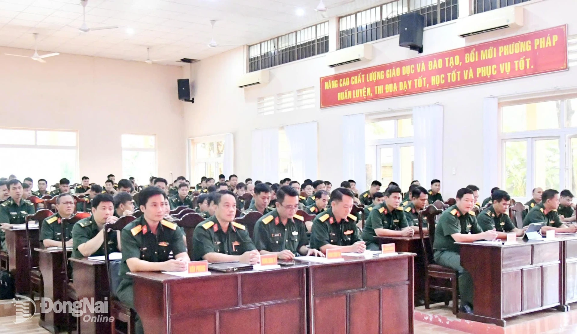 Các đại biểu dự lớp bồi dưỡng. Ảnh: Minh Tiến