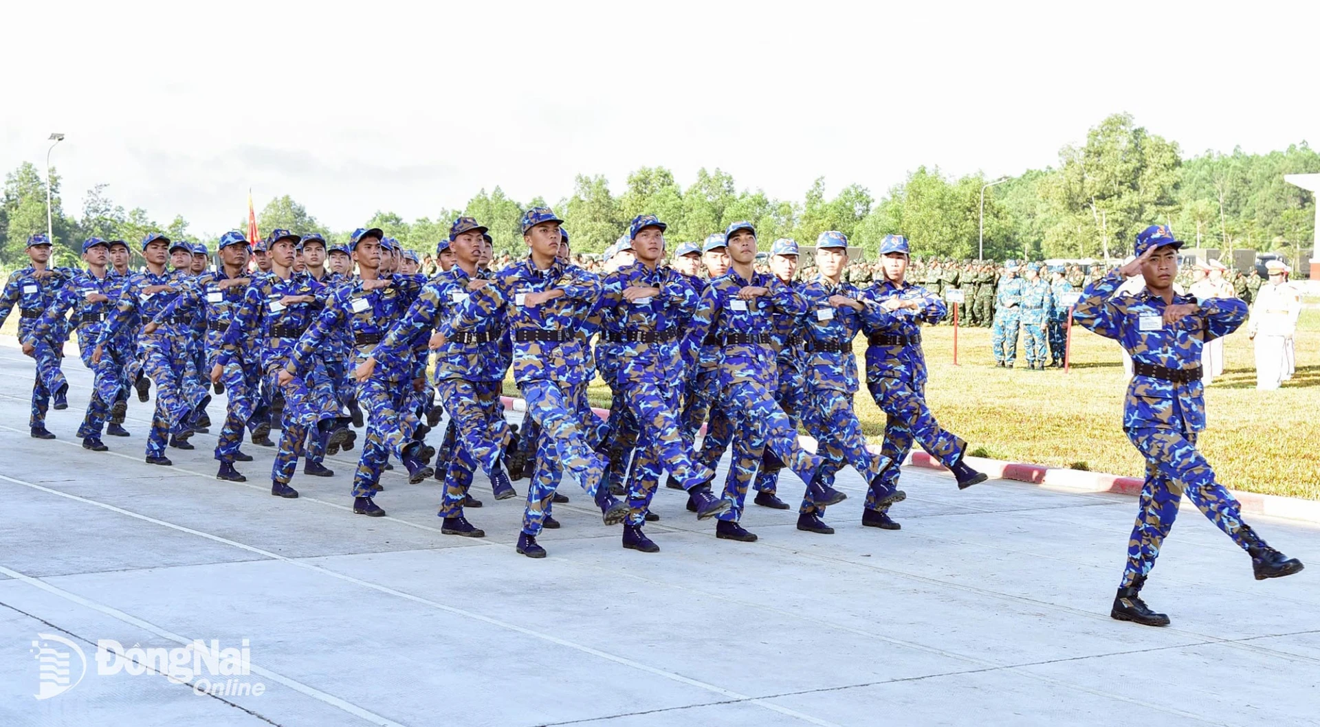Khối duyệt đội ngũ của Quân chủng Hải quân trong lễ tổng duyệt. Ảnh: Nguyễn Ân