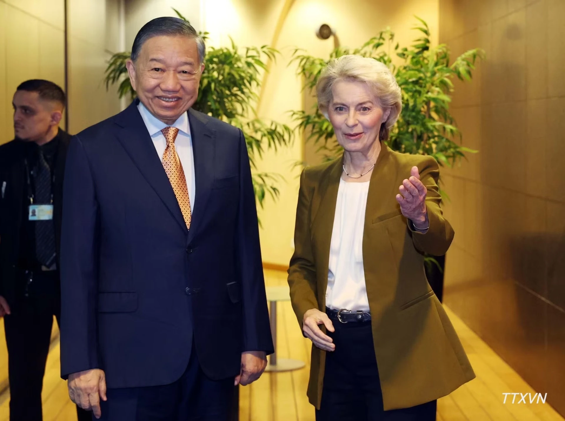 Tổng Bí thư, Chủ tịch nước Tô Lâm gặp Chủ tịch Ủy ban châu Âu Ursula von der Leyen. Ảnh: TTXVN
