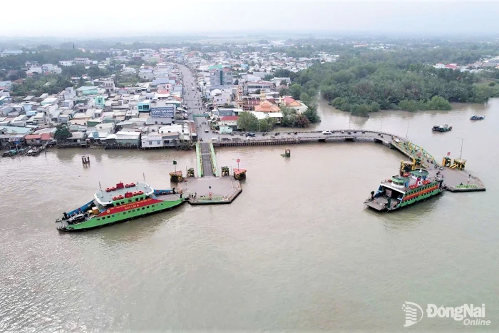 Khát vọng về cây cầu nối đôi bờ