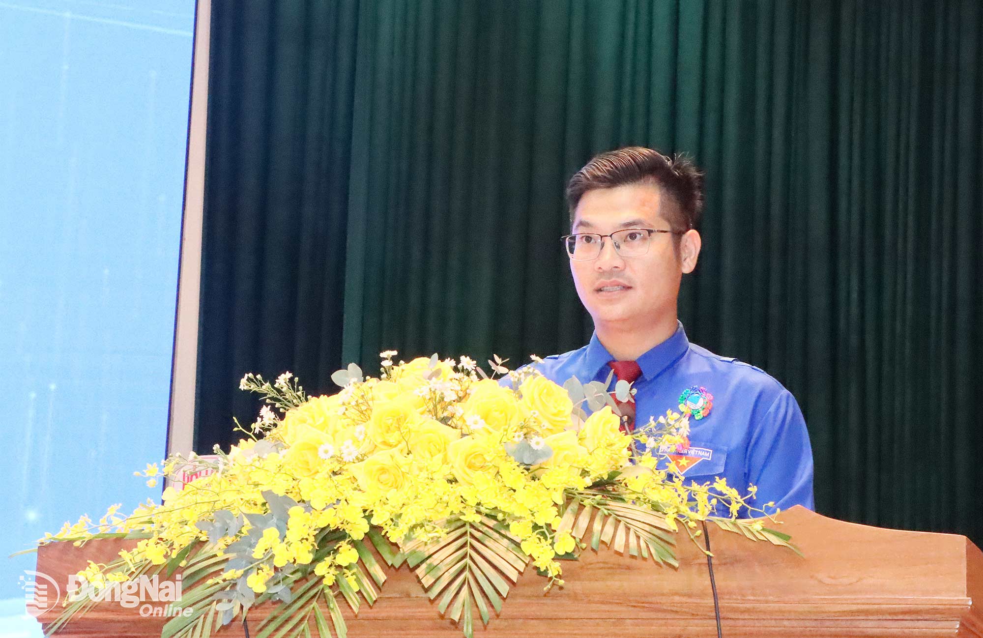 Anh Phan Thế Công, Chủ tịch Hội Liên hiệp thanh niên Việt Nam thành phố, tiếp thu ý kiến chỉ đạo của lãnh đạo thành phố. Ảnh: Quang Minh