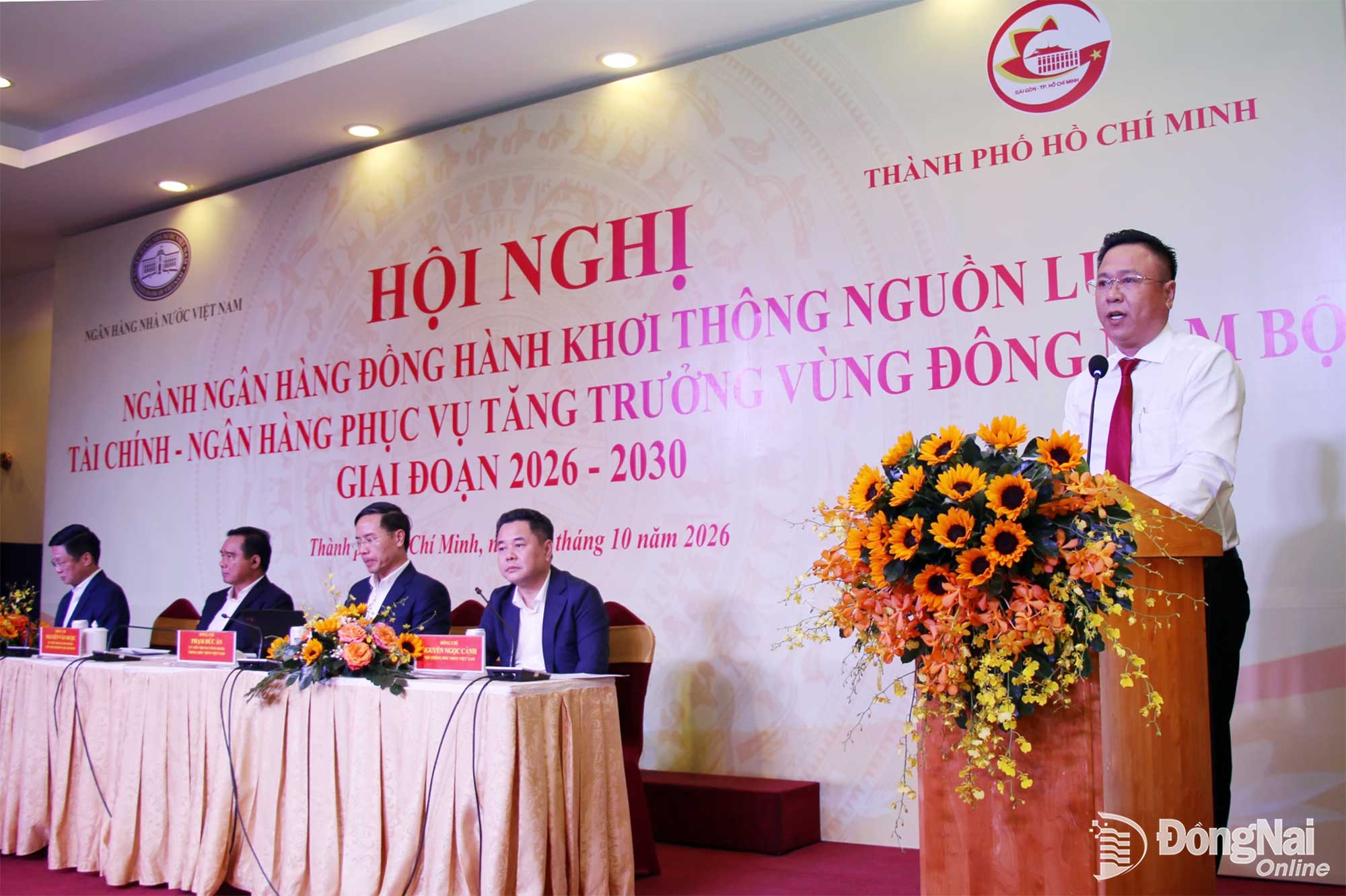 Phan Dinh Canh, Chairman of the Dong Nai Logistics Association, delivers a presentation at the conference. Photo: Hai Quan

