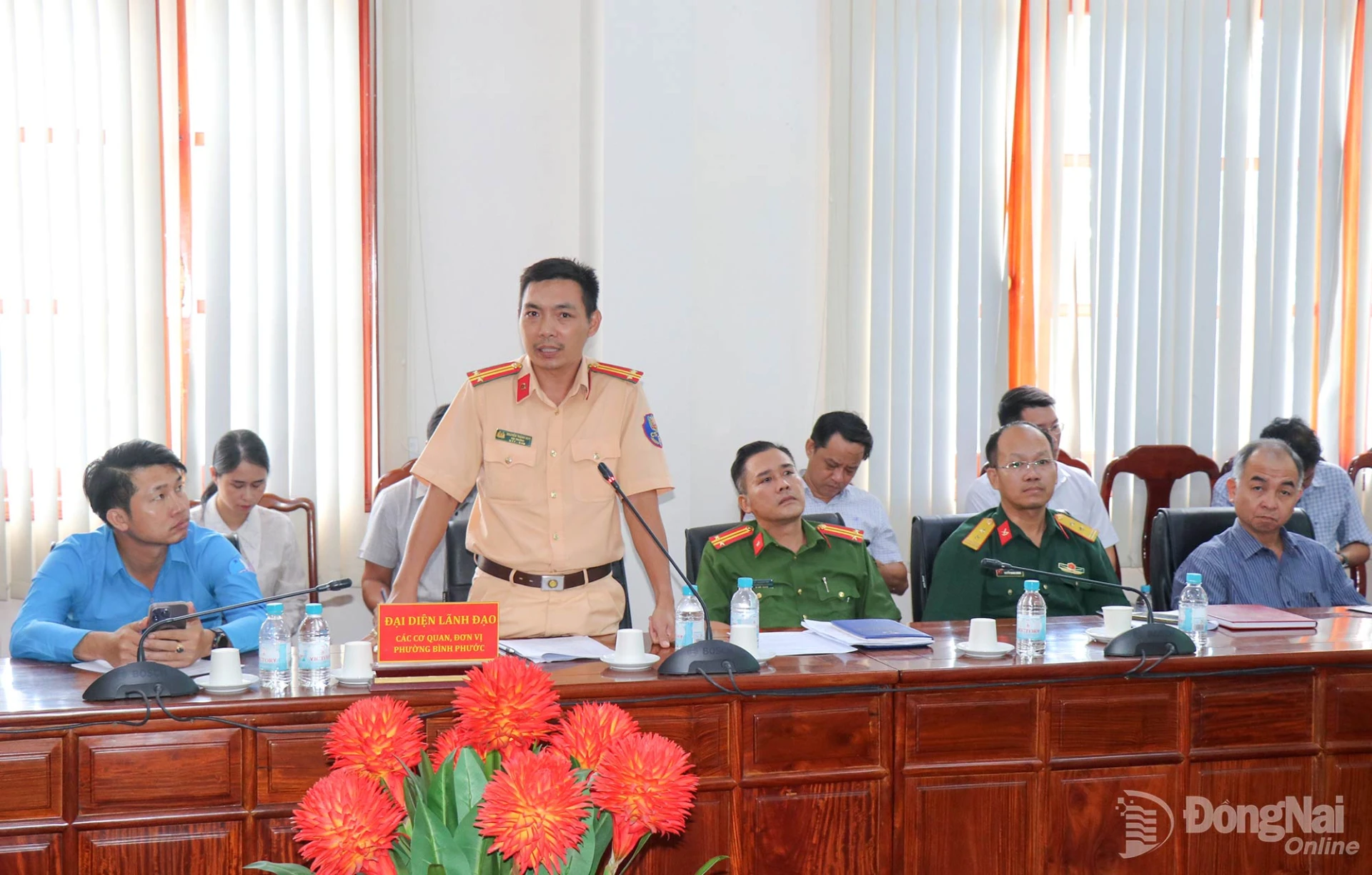 Các đại biểu phát biểu ý kiến tại buổi làm việc. Ảnh: Ngọc Thảo