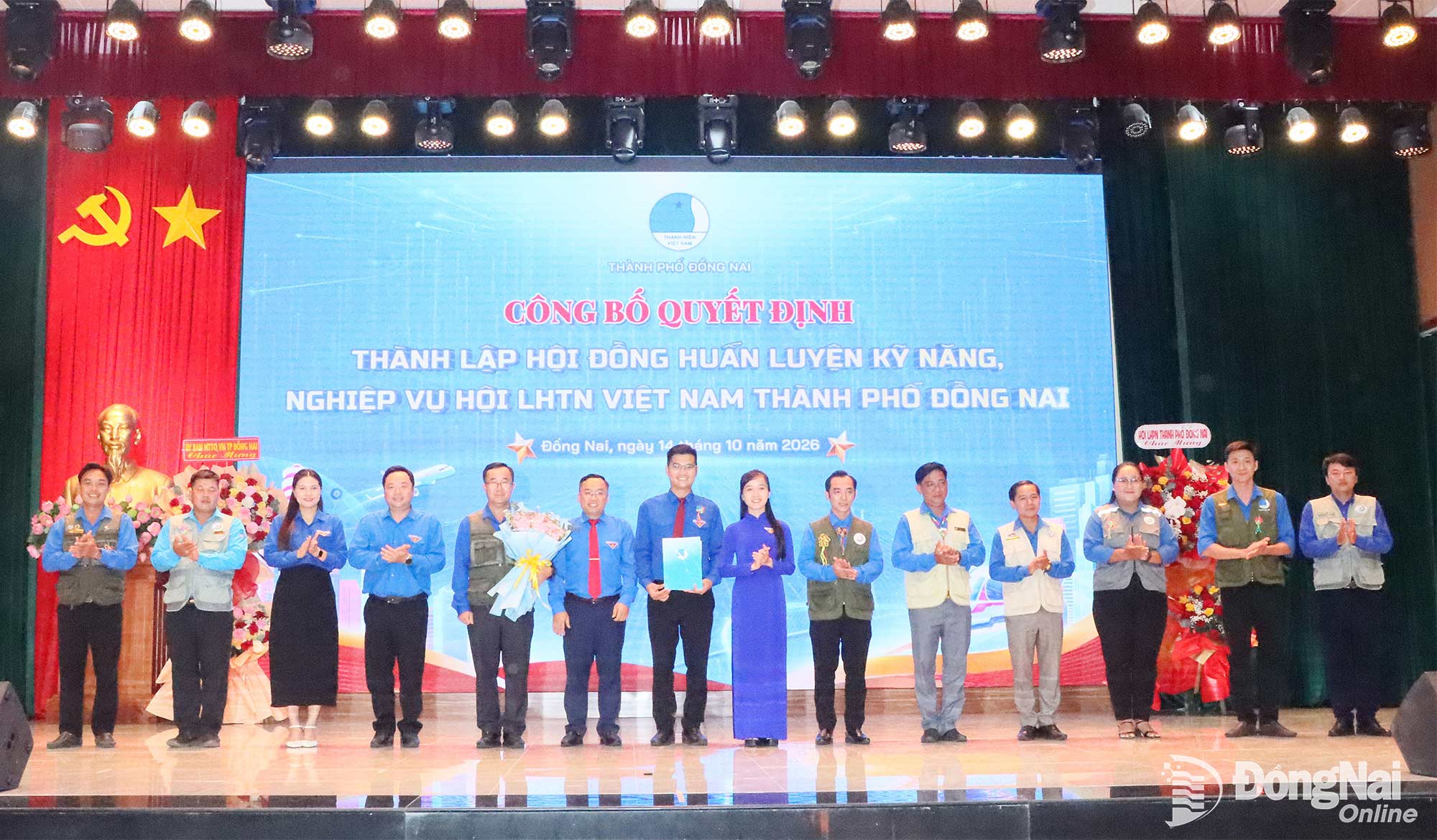 Thành lập và ra mắt Hội đồng Huấn luyện thành phố. Ảnh: Quang Minh