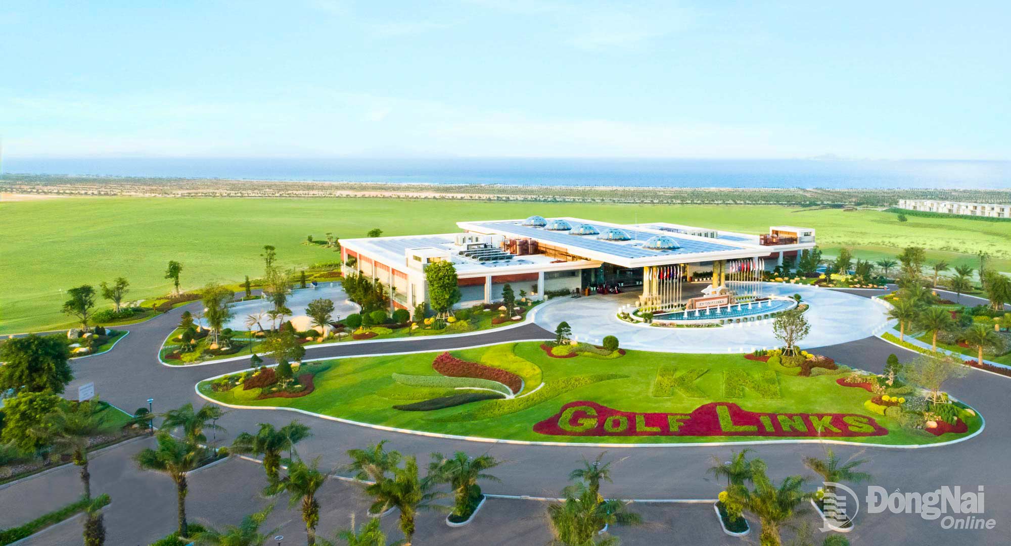 KN Golf Links Cam Ranh được tư vấn thiết kế bởi huyền thoại golf Greg Norman là điểm đến yêu thích của cộng đồng golf quốc tế.