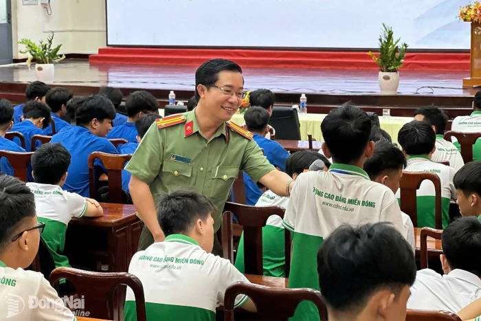Giữ niềm tin trên không gian mạng (Kỳ 1)