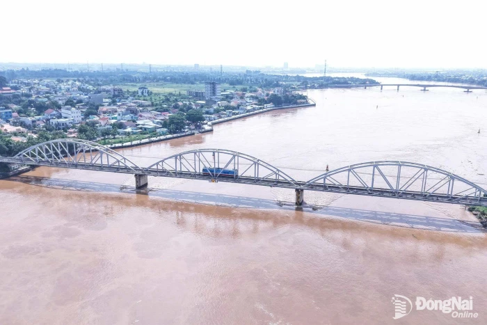 Triều cường tại Biên Hòa vượt báo động 2, duy trì ở mức cao trong những ngày tới