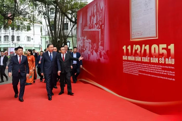 Quyết định của Bộ Chính trị về chức năng, nhiệm vụ, tổ chức bộ máy của Báo Nhân Dân