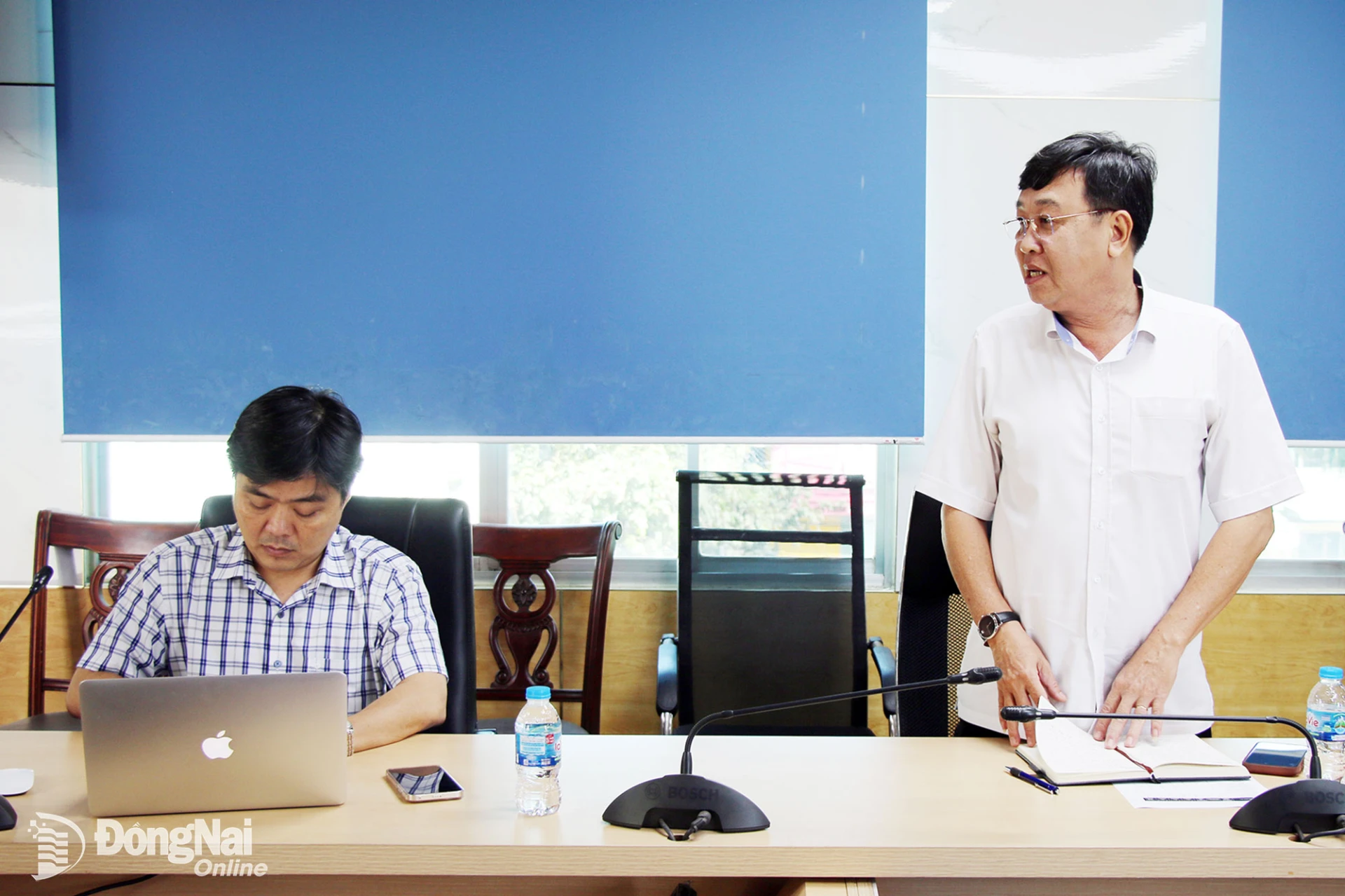 Lãnh đạo Báo và Phát thanh, Truyền hình Đồng Nai chia sẻ các nội dung về công tác thông tin, tuyên truyền sự kiện. Ảnh: Hải Quân