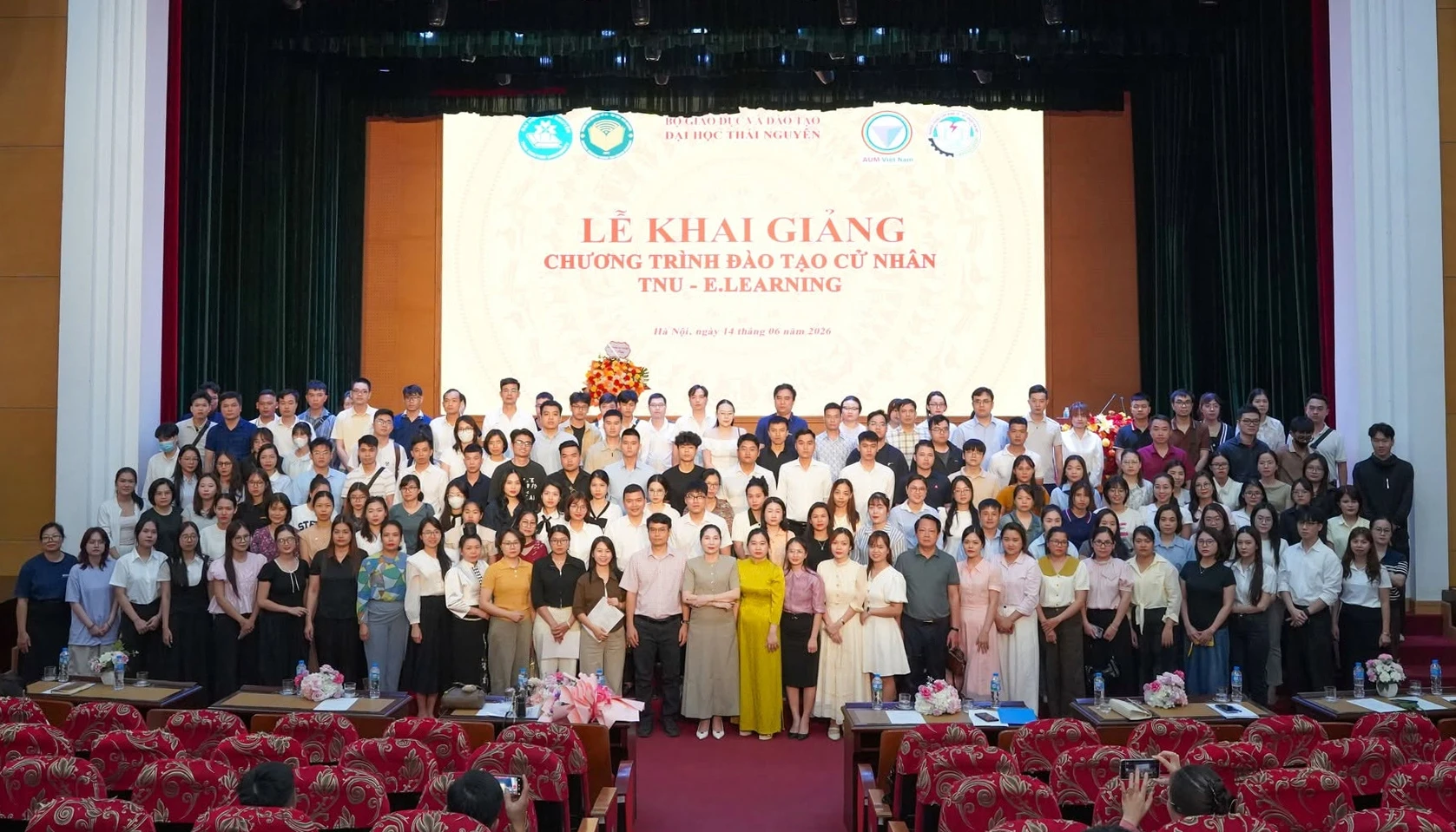 Lễ khai giảng khóa mới nhất TNU e-Learning. 