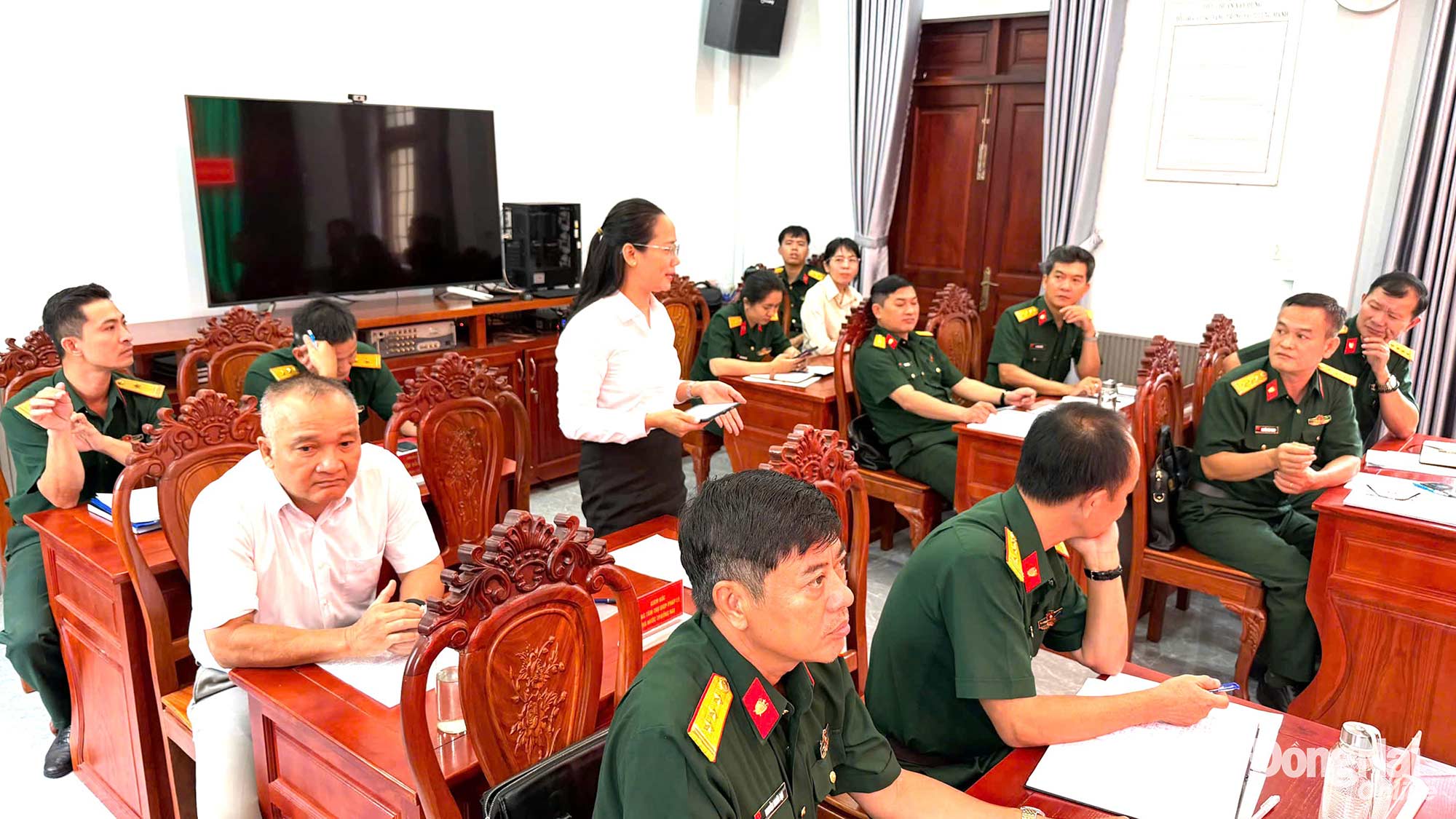 Các đơn vị cùng thảo luận tại hội nghị ký kết. Ảnh: Viết Cường