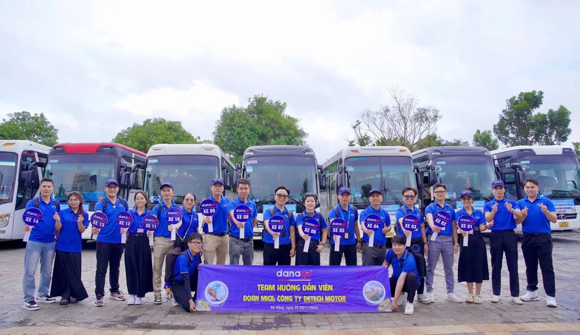 Nhân viên DANAGO tận tâm, chu đáo và luôn chủ động hỗ trợ khách hàng.