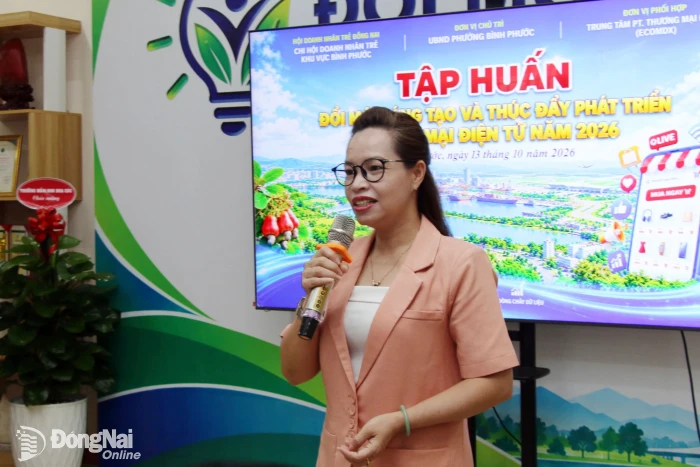 Tập huấn phát triển thương mại điện tử và ứng dụng AI cho doanh nghiệp, chủ thể OCOP