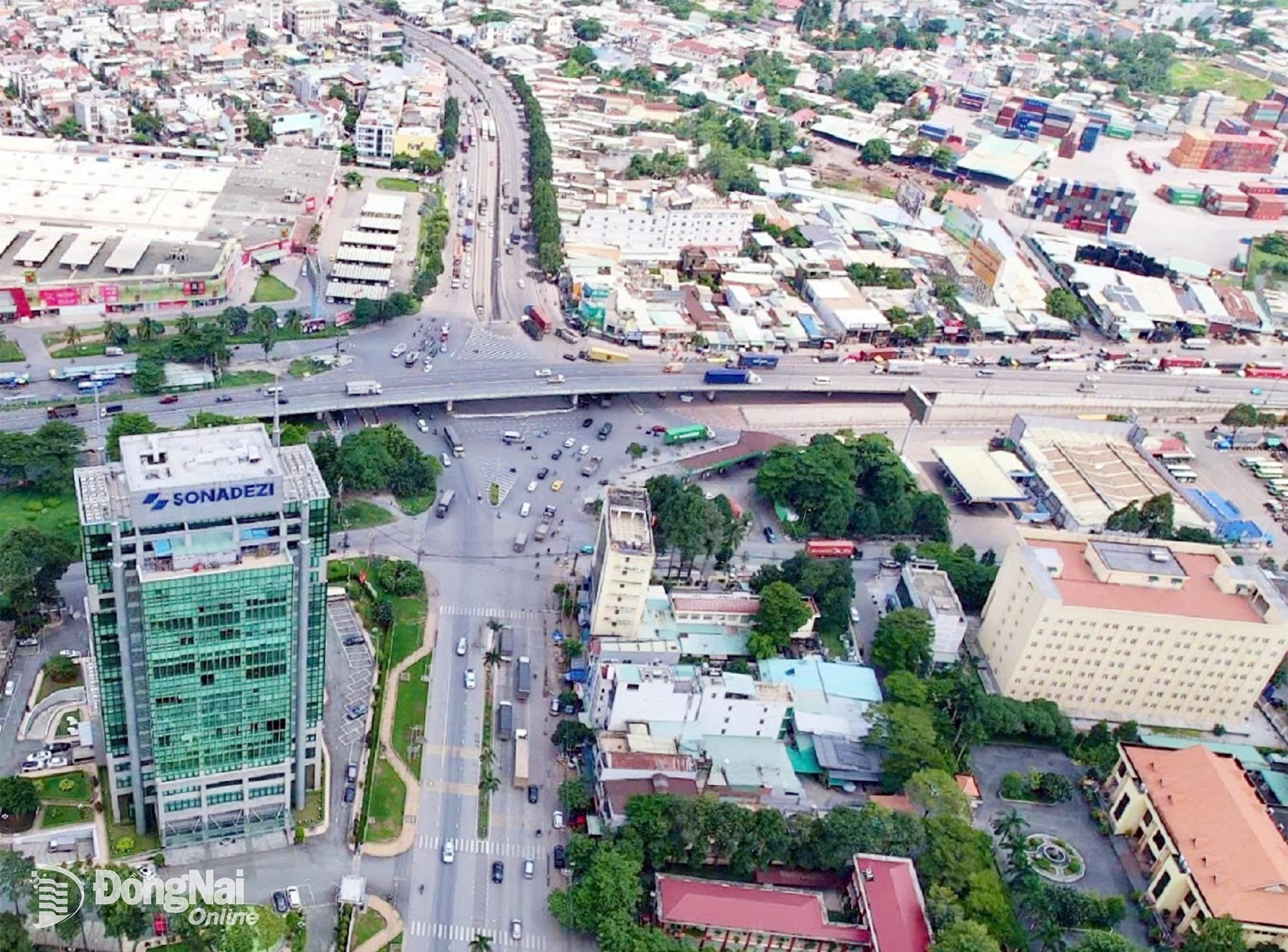 Dự án Đường trên cao dọc quốc lộ 51 có điểm đầu tại nút giao ngã tư Vũng Tàu. Ảnh: Phạm Tùng