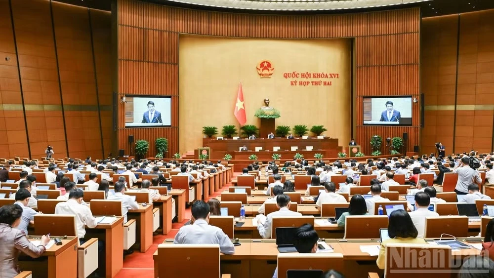 Sáng 18/10, Quốc hội tiếp tục ngày làm việc thứ 2 của Kỳ họp thứ 2, Quốc hội khóa XVI. (Ảnh: DUY LINH)