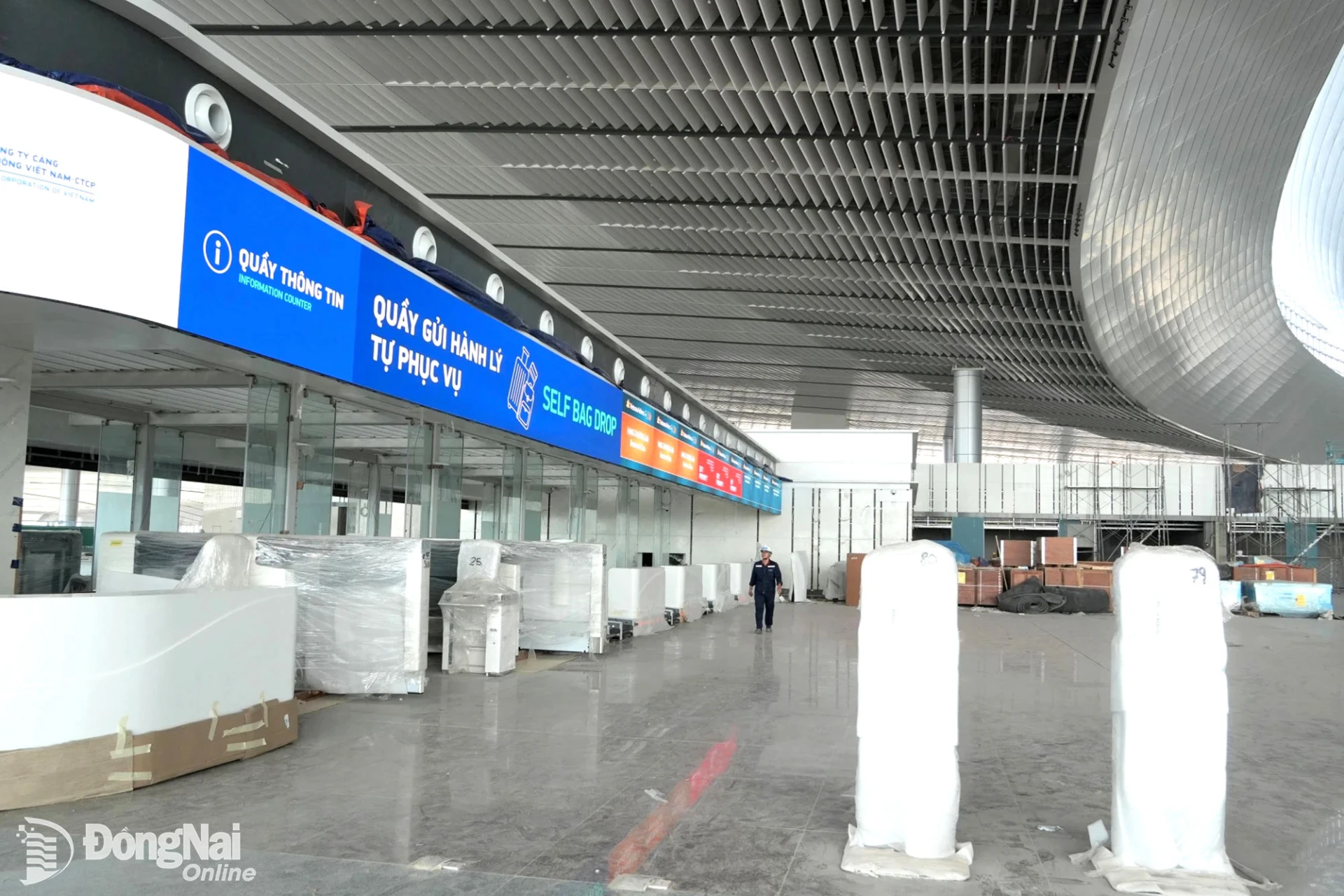 Long Thanh Airport to have four check-in counter islands during initial operations