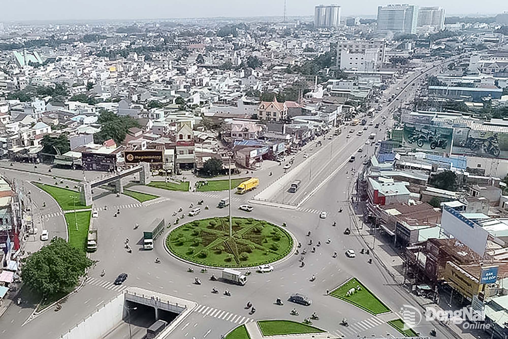 Thị trường bất động sản Đồng Nai khởi sắc cùng loạt dự án hạ tầng trọng điểm đang được đẩy mạnh. Ảnh: Internet

