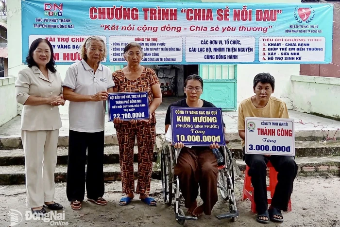 Hơn 128 triệu đồng thắp lên hy vọng cho người mẹ nuôi con bệnh