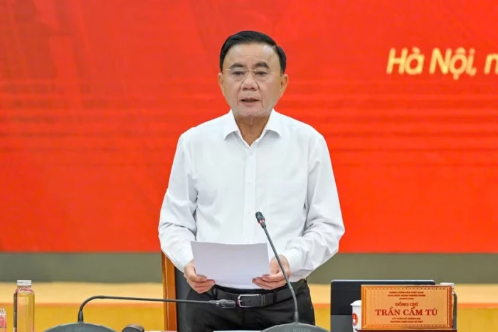 Nêu cao trách nhiệm đảng viên đối với nhân dân nơi cư trú