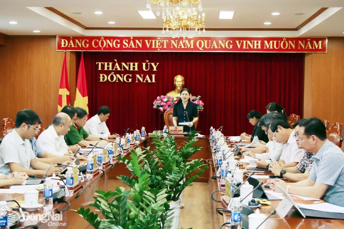 Đẩy mạnh chuyển đổi số và ứng dụng khoa học, công nghệ ở các cơ quan Đảng, đoàn thể