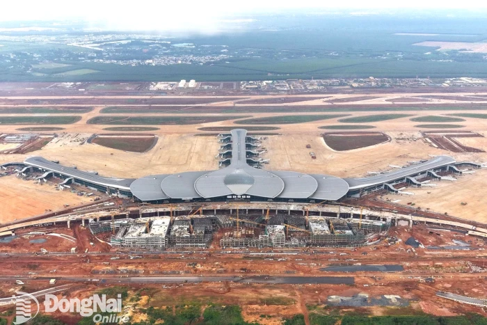Đấu nối hạ tầng kỹ thuật các công trình thuộc 2 dự án thành phần tại Sân bay Long Thành