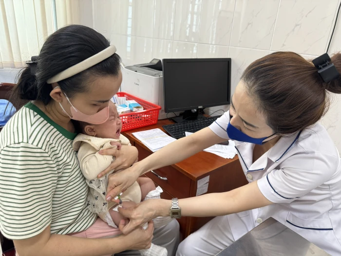 Nhu cầu tiêm vaccine phòng bệnh do não mô cầu tăng cao