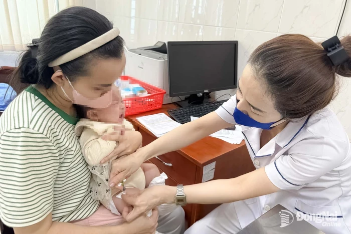 Nhu cầu tiêm vaccine phòng bệnh do não mô cầu tăng cao