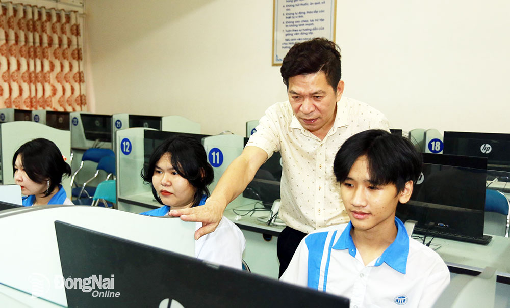 TS Trương Đức Cường, Hiệu trưởng Trường cao đẳng Mỹ thuật trang trí Đồng Nai: Tự hào truyền thống, nối tiếp tương lai