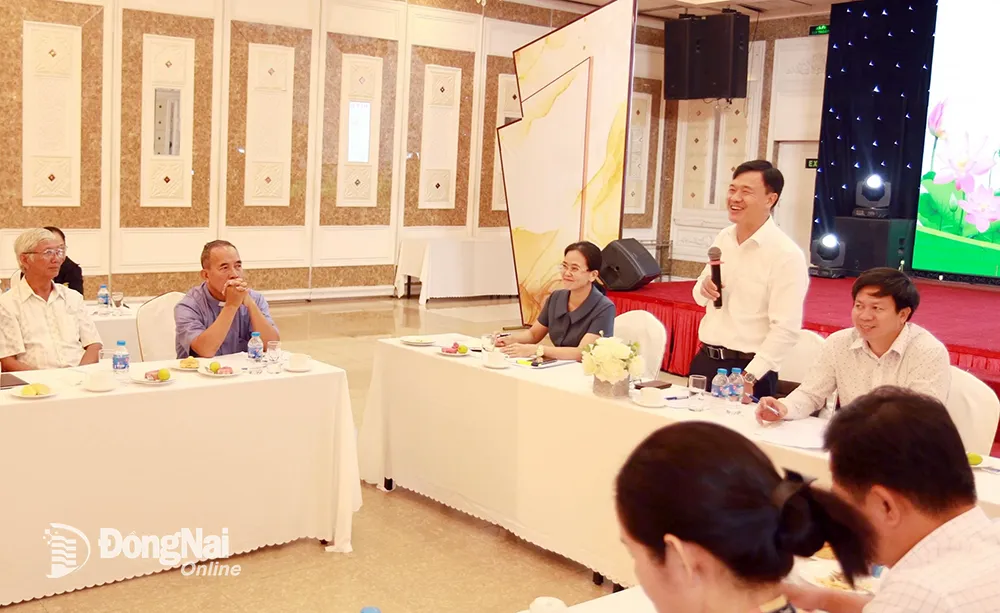 Phó giám đốc Sở Nội vụ tỉnh Nguyễn Quốc Vũ phát biểu tại chương trình họp mặt các tôn giáo năm 2023
