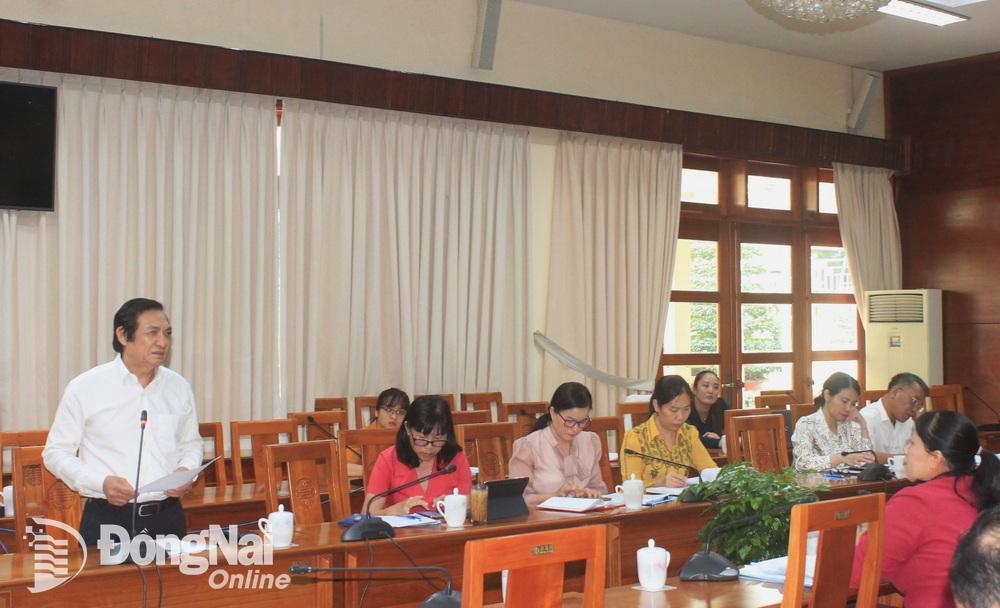 Phó chủ tịch UBND tỉnh Nguyễn Sơn Hùng tham gia đóng góp ý kiến tại buổi làm việc 